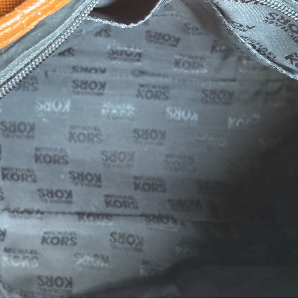 Michael Kors Black and Brown Tote Bag Classic Design - Picture 8 of 12